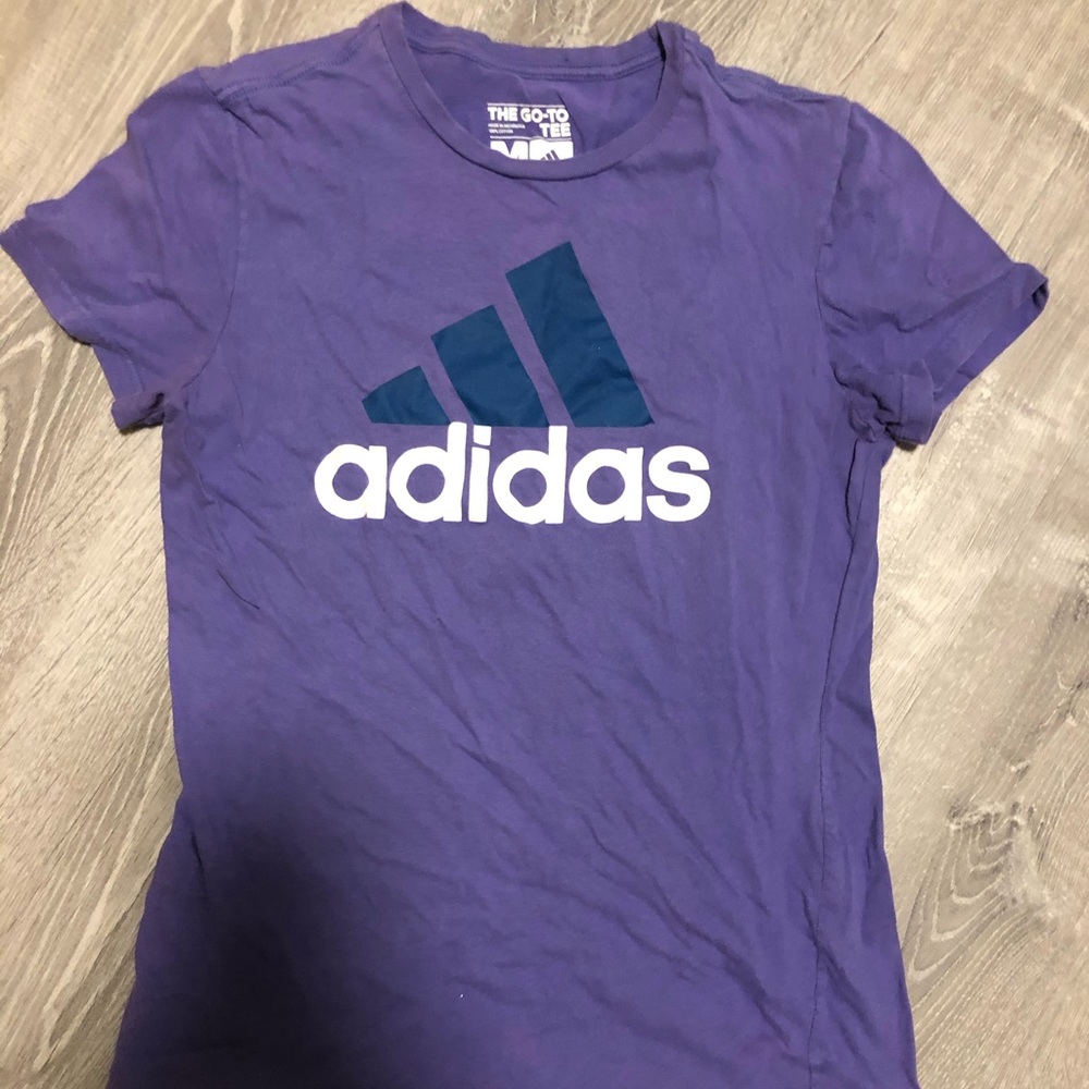Adidas tee